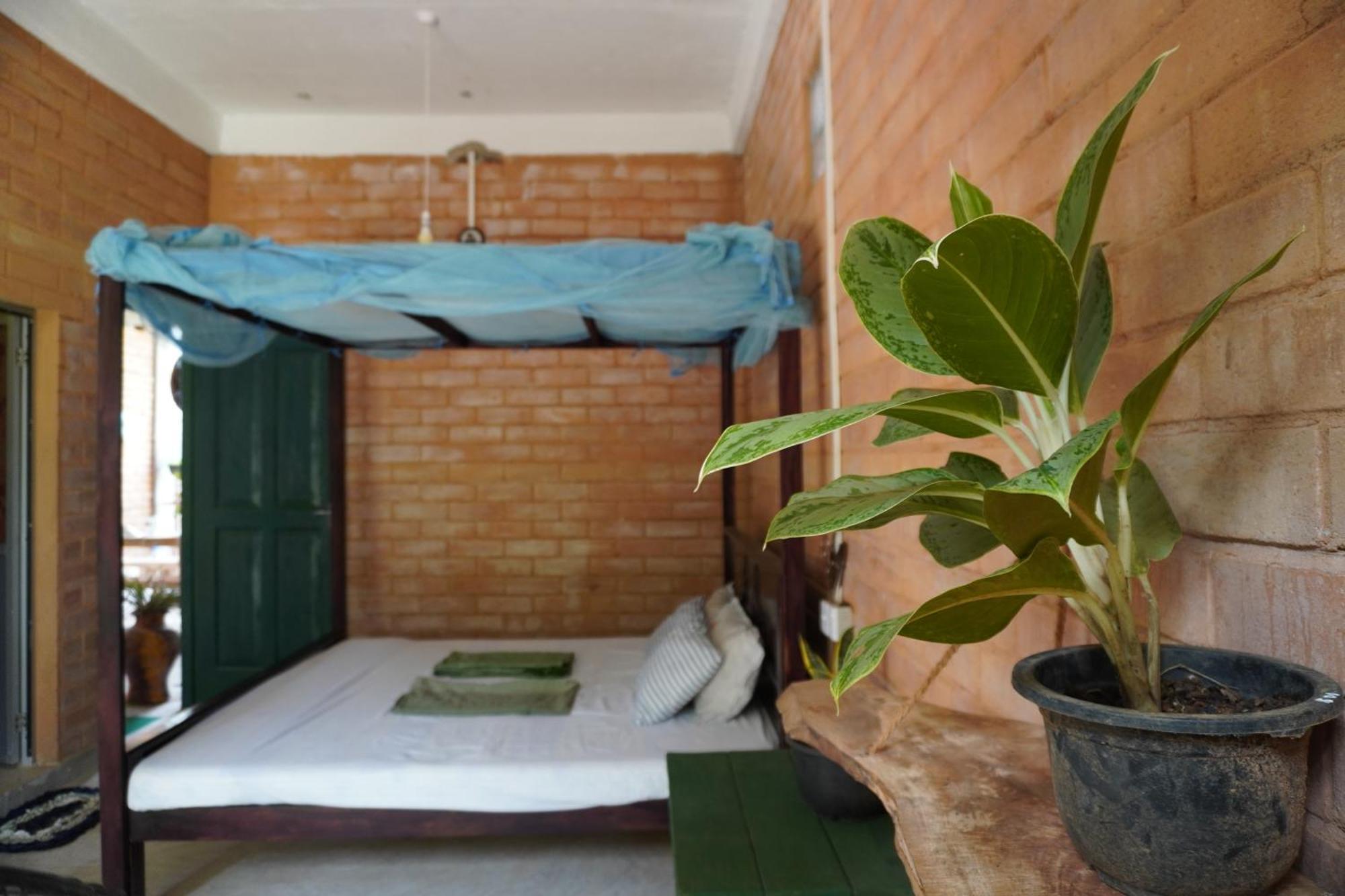 Passionfruit Homestay Matara Bagian luar foto